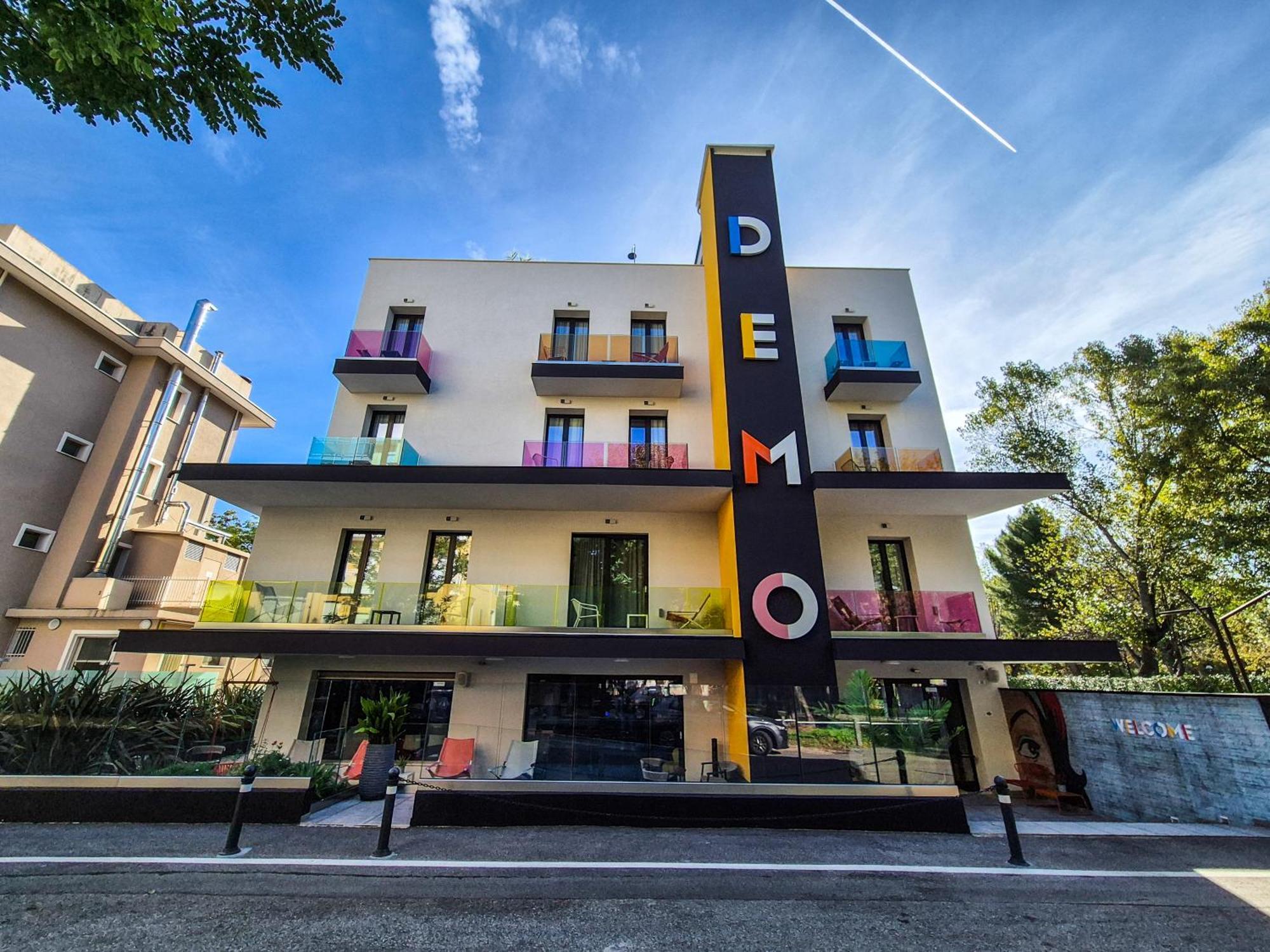 Demo Hotel Design Emotion ريميني المظهر الخارجي الصورة